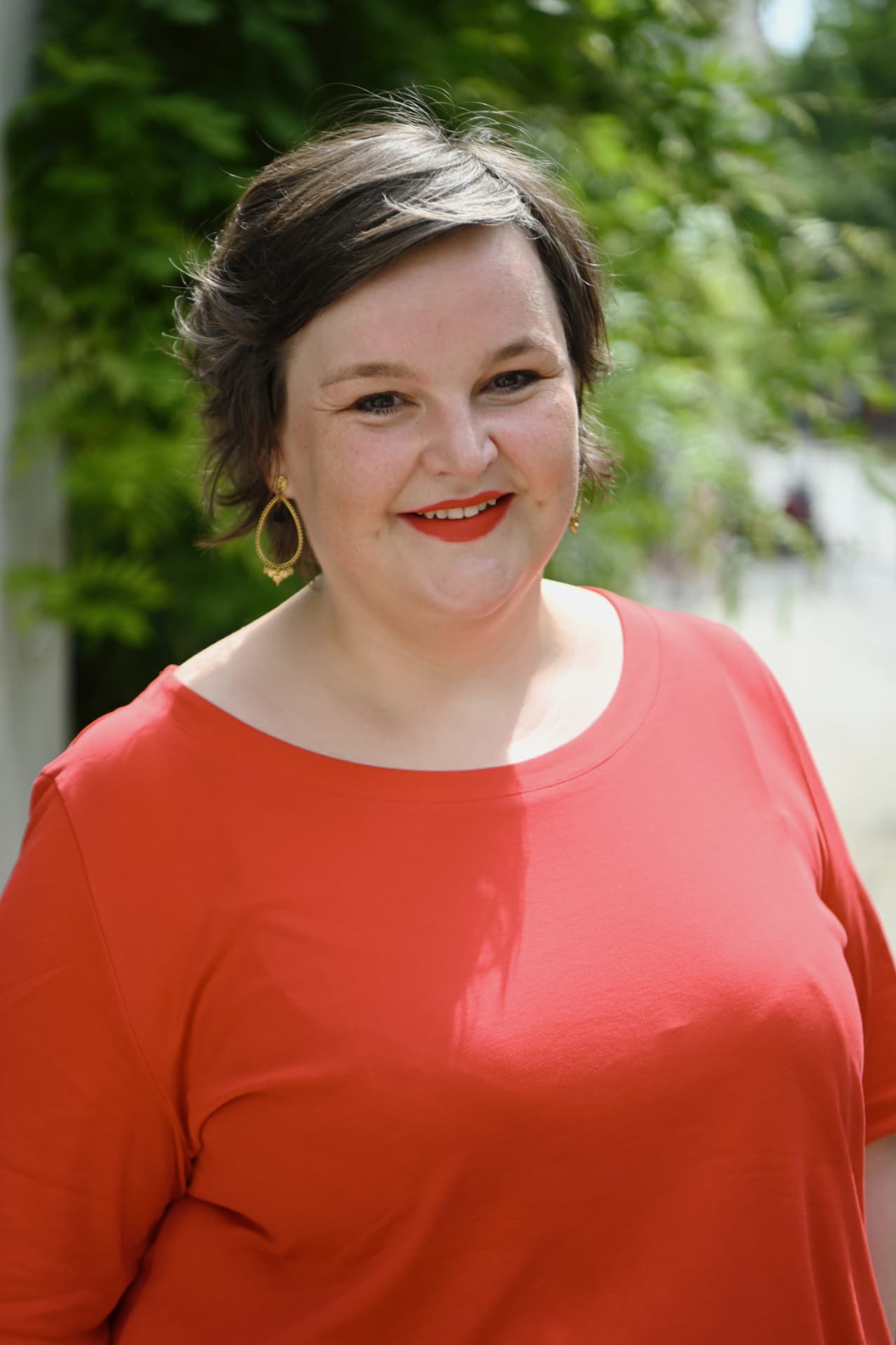 Portrait of Sanne Frandsen smiling